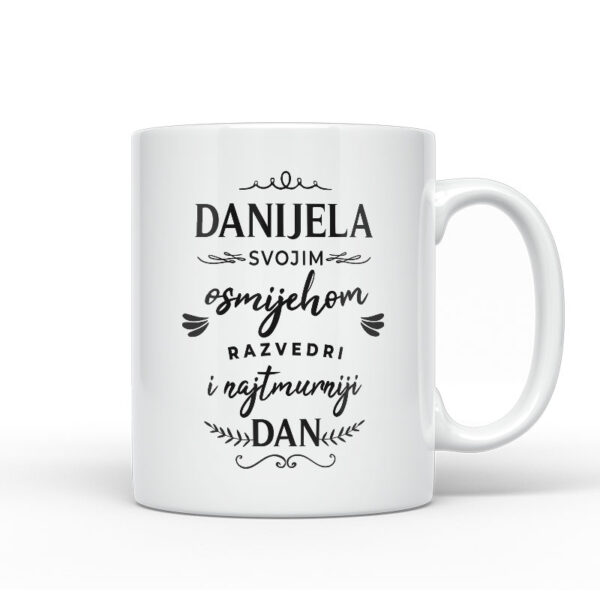 Danijela Svojim Osmijehom Razvedri I Najtmurniji Dan