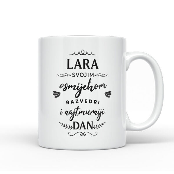 Lara Svojim Osmijehom Razvedri I Najtmurniji Dan