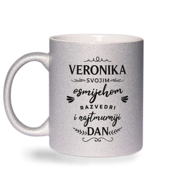 Veronika Svojim Osmijehom Razvedri I Najtmurniji Dan - Slika 2